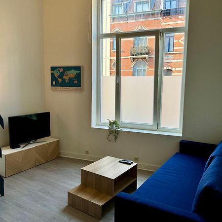 Studio Avec Chambre En Mezzanine Brussel Bagian luar foto