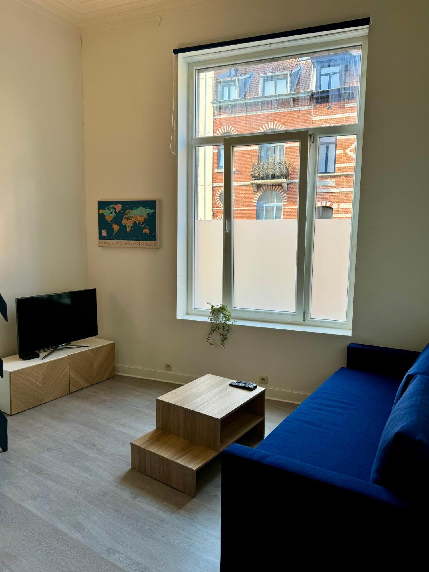 Studio Avec Chambre En Mezzanine Brussel Bagian luar foto